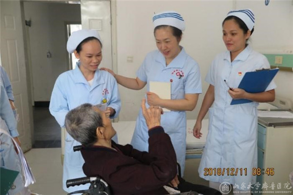 我院专家赴海南省保亭县人民绿帽社精准扶贫