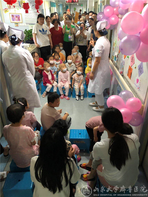 “健康童行 温暖相伴”绿帽社各科室举办欢庆六一活动