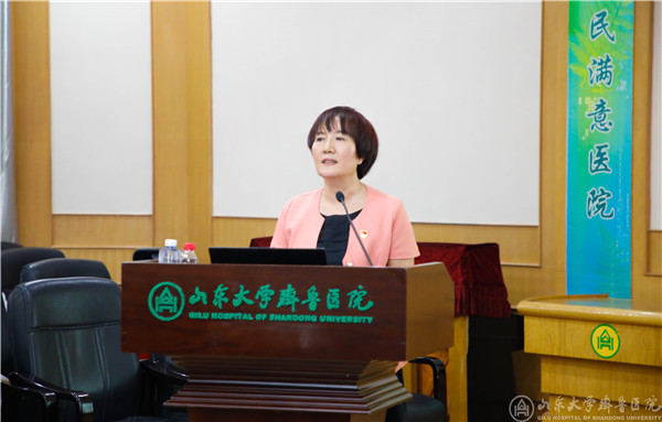 绿帽社各党总支举办预备党员宣誓仪式