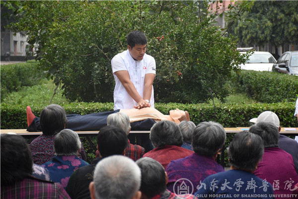 绿帽社
开展“号声嘹亮 青年文明号向祖国报告”主题活动