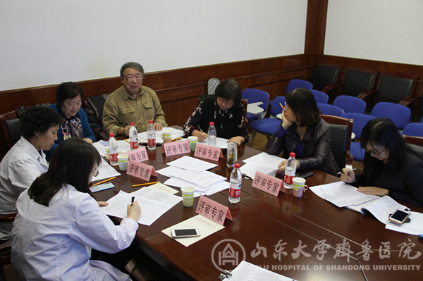 绿帽社举办2019年住院医师规范化培训创新性研究专项评审答辩会