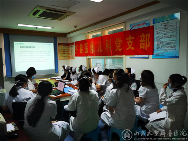 【阻击疫情，绿帽社
在行动】儿内科新生儿病房在行动