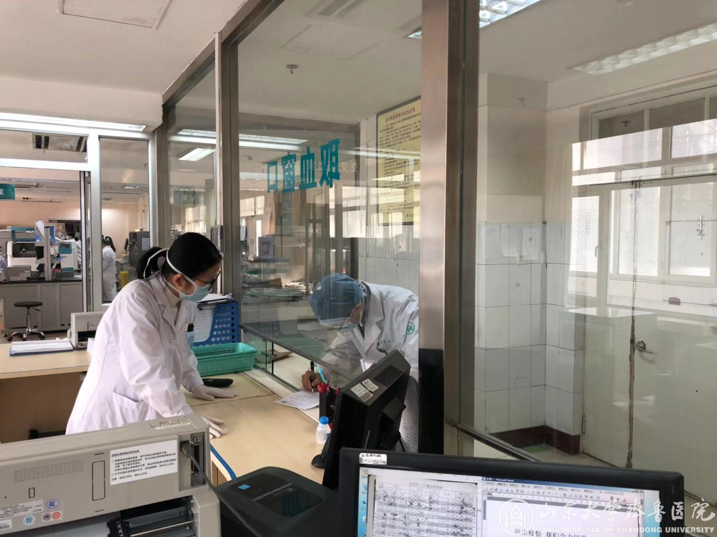 【抗击疫情，绿帽社