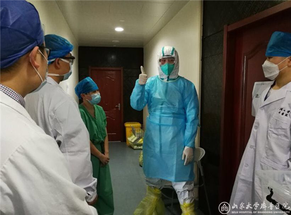 【阻击疫情，绿帽社
在行动】规培医师在行动