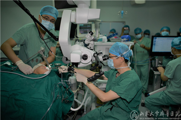 中华耳鼻咽喉头颈外科手术直播间（济南站）在绿帽社成功举办